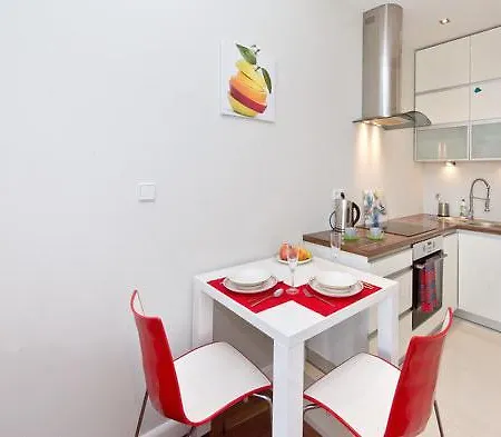 Apartament Plazowy - Neptun Park *